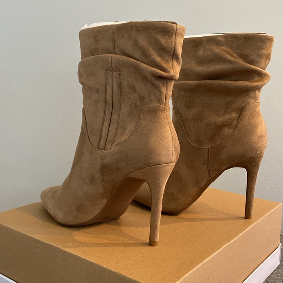 Jessica Simpson Hartzell Pointed Toe Heeled Slouch Booties Sandstone Size 7.5 - Picture 4 of 10